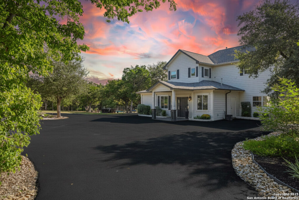 11087 Mesquite, Helotes, TX 78023